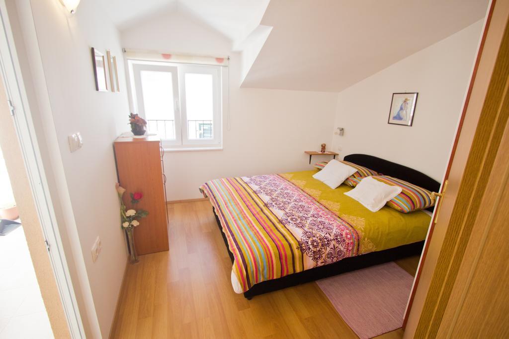 Apartment Bucevic Šibenik Quarto foto